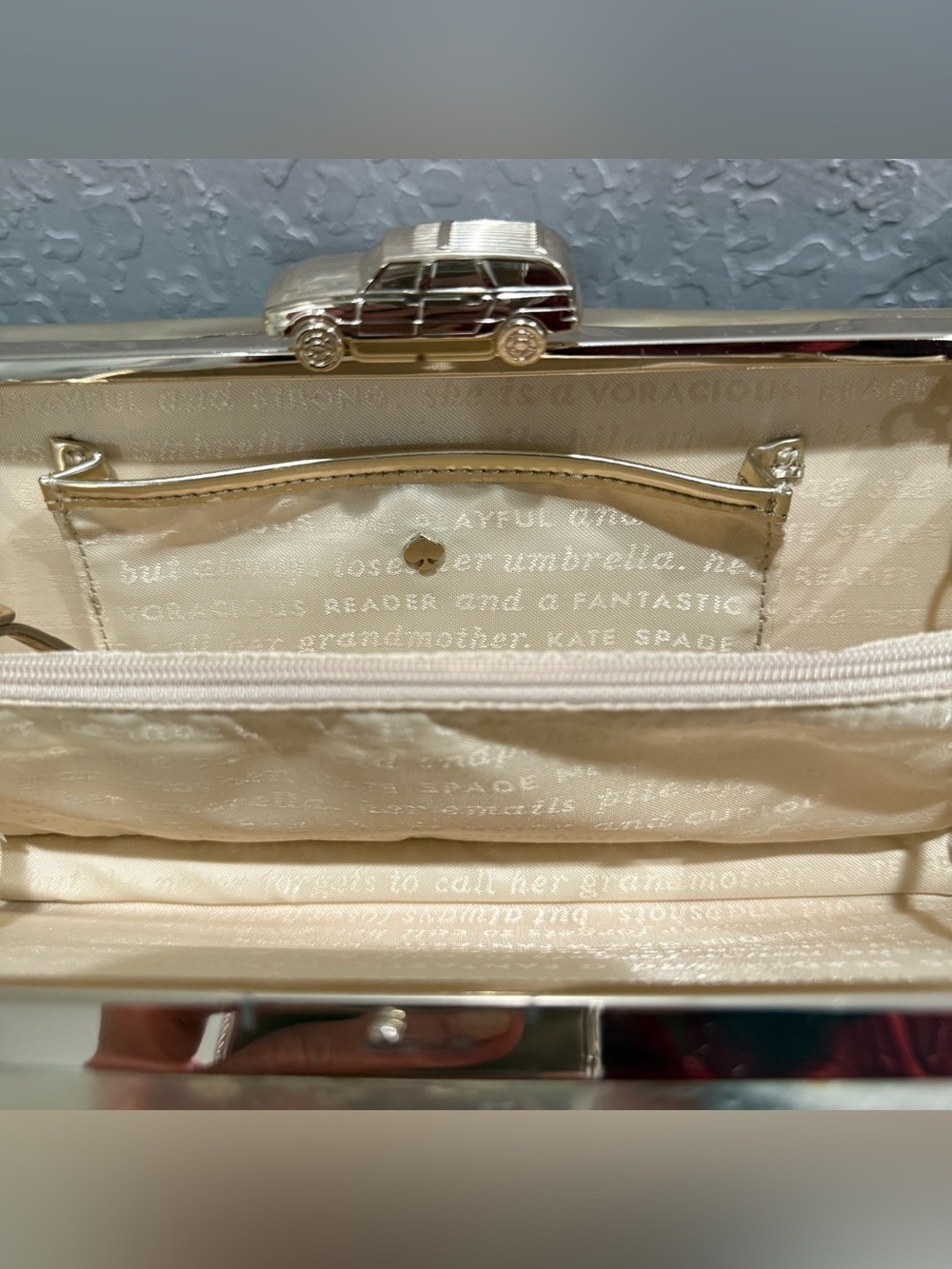 Kate Spade Clutch "Off We Go" California License Plate Clutch Collector’s Item - Picture 6 of 12
